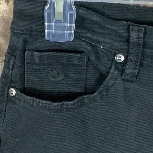 GLORIA VANDERBILT “Amanda” Black Straight Leg Denim Jeans 63 - Picture 5 of 7